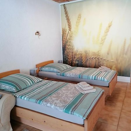 Schoene Wohnung Im Herzen Von Burgstaedt Ngoại thất bức ảnh